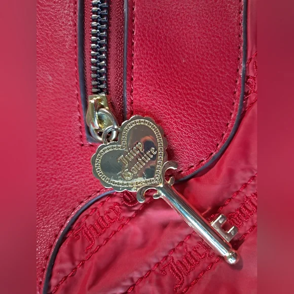 JUICY Couture RARE Red Cloud 9 Designer Women's Bag Y2K Puffer - Picture 15 of 16